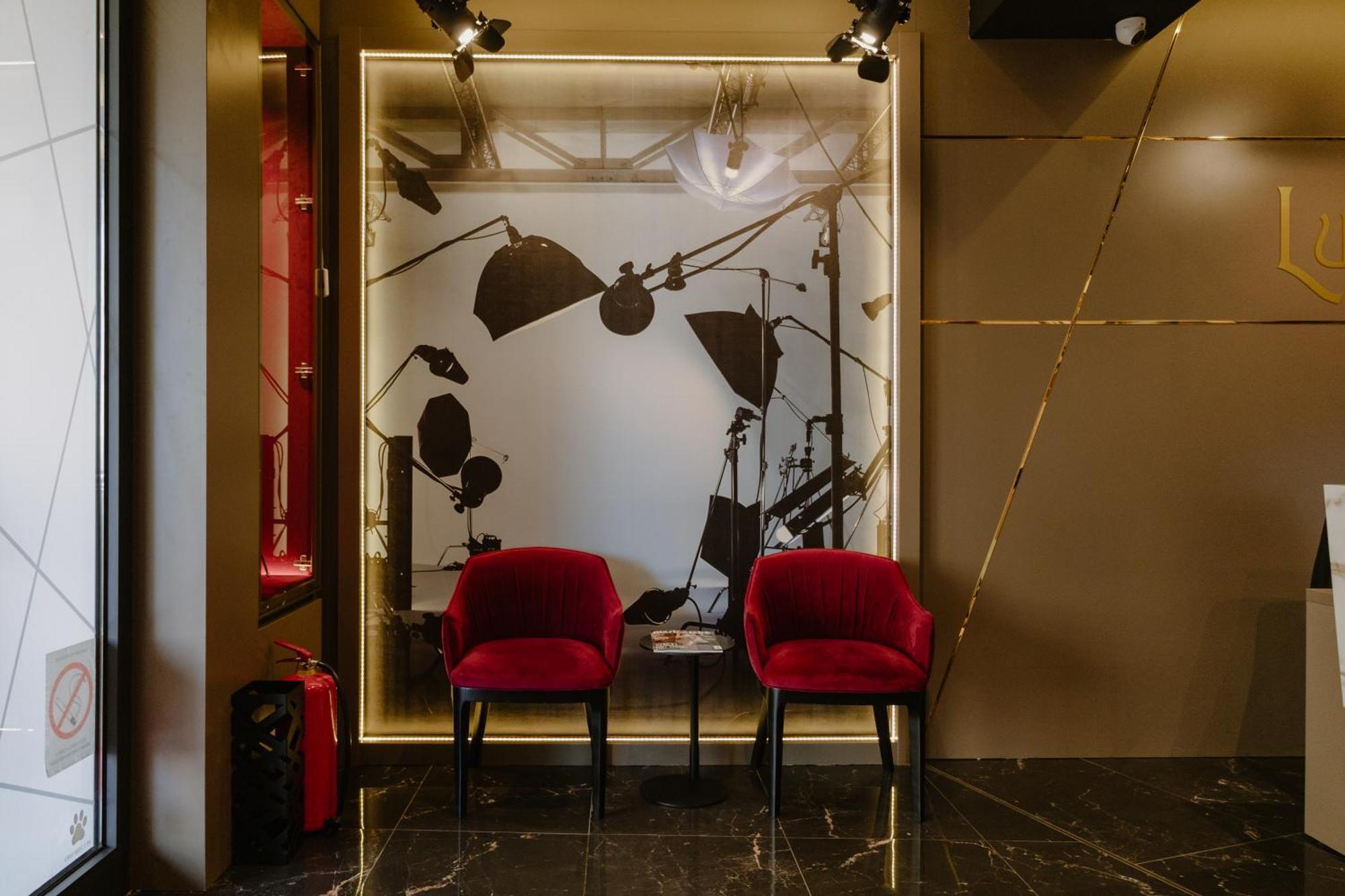 Lumiere Hotel Belgrad Exteriör bild