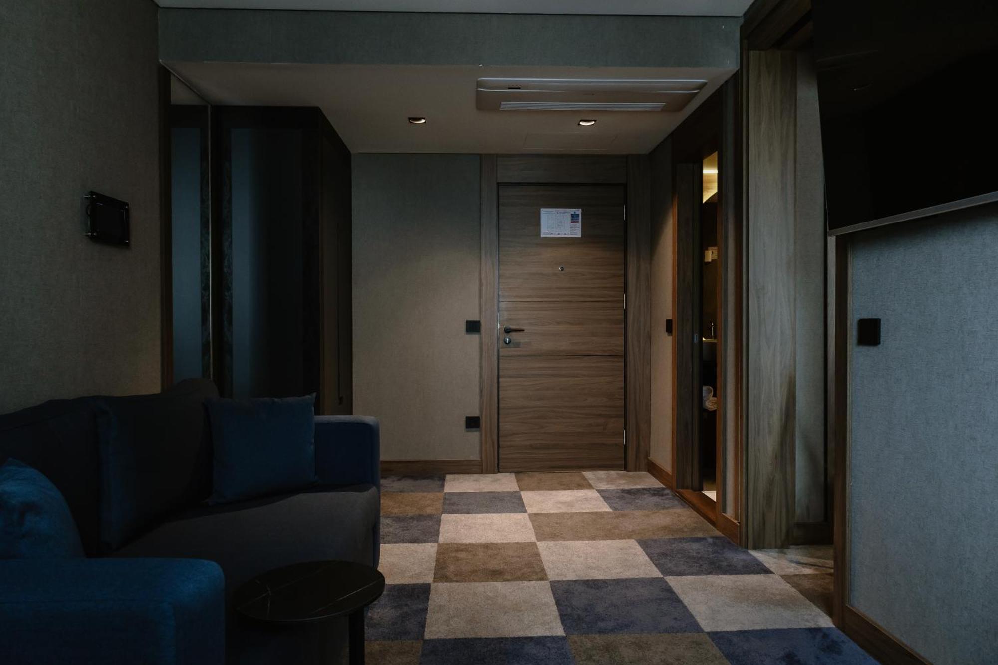 Lumiere Hotel Belgrad Rum bild