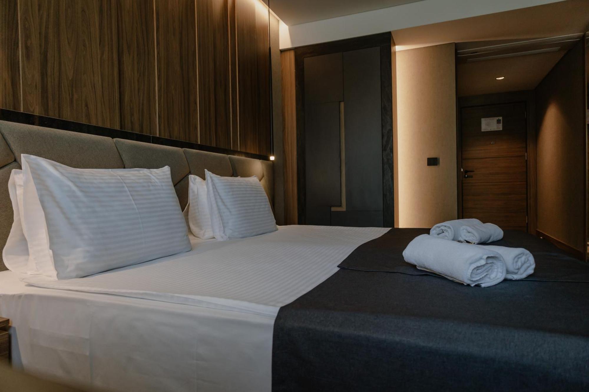Lumiere Hotel Belgrad Exteriör bild