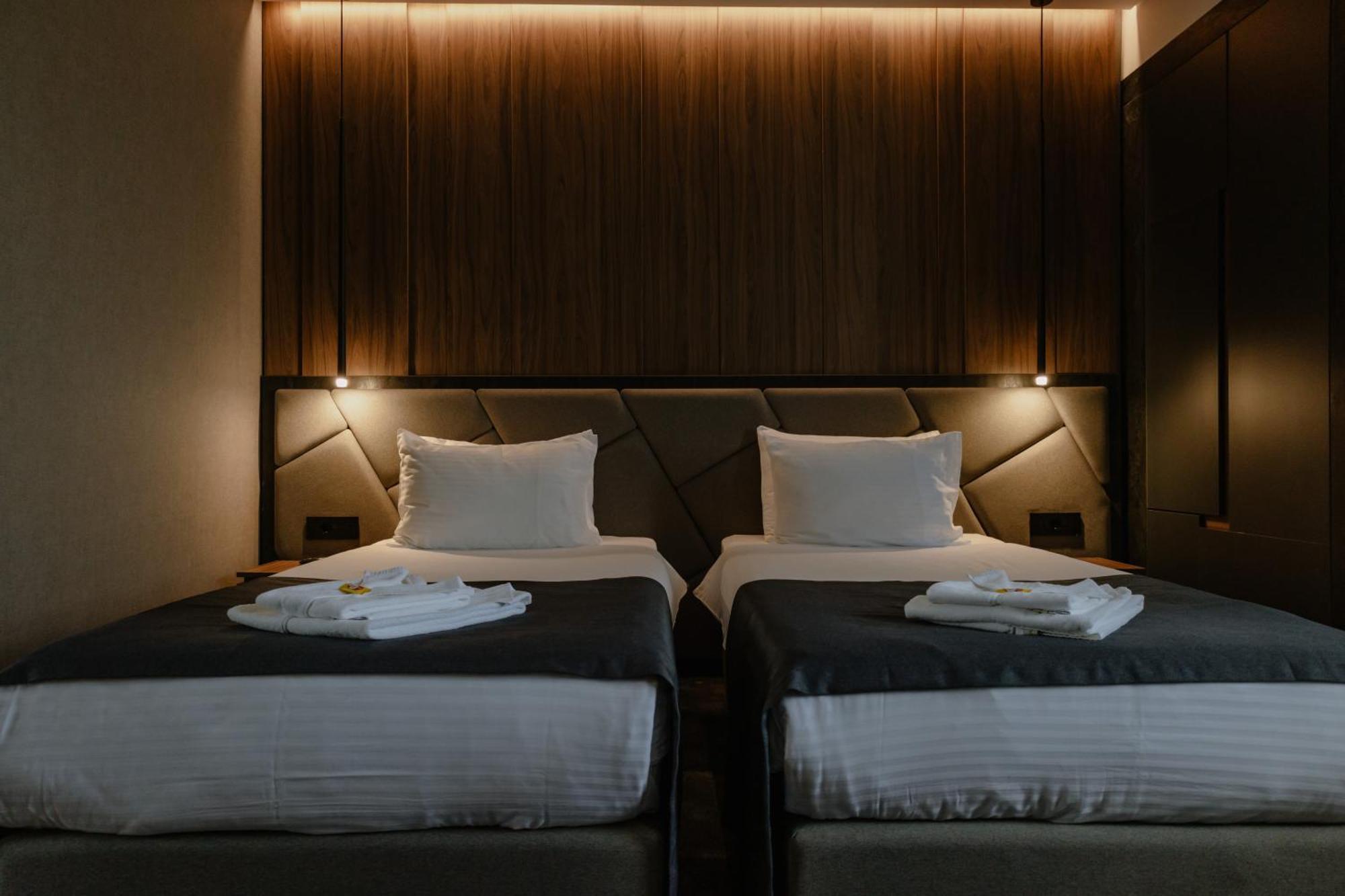 Lumiere Hotel Belgrad Exteriör bild